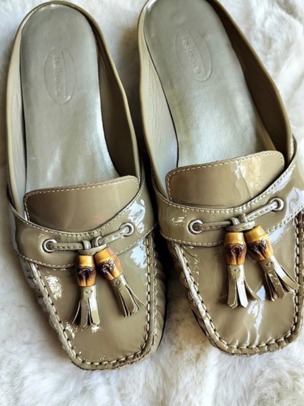 Vaneli Leather Tassel Moccasins in Brown Size 7.5